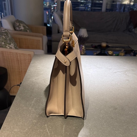 Fendi Peekaboo Soft Medium with Wrappy - Picture 2 of 7